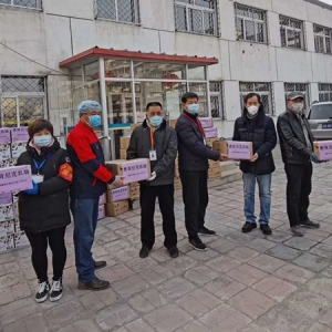 物资送到一线 果蔬传递爱心&mdash;&mdash;大兴区总支为社区一线送去慰问物资