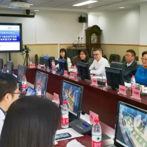 闫傲霜就&ldquo;充分发挥北京科学研究与临床医学优势，大力推动医药健康产业高质量发展&rdquo;到北京积水潭医院调研