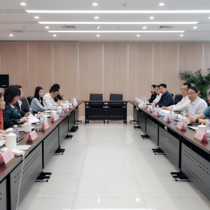 顾行发出席致公党北京市委第二期归国留学青年党员座谈会