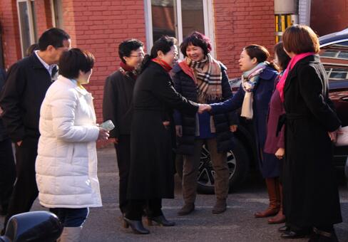 闫傲霜到丰台、昌平区工委调研