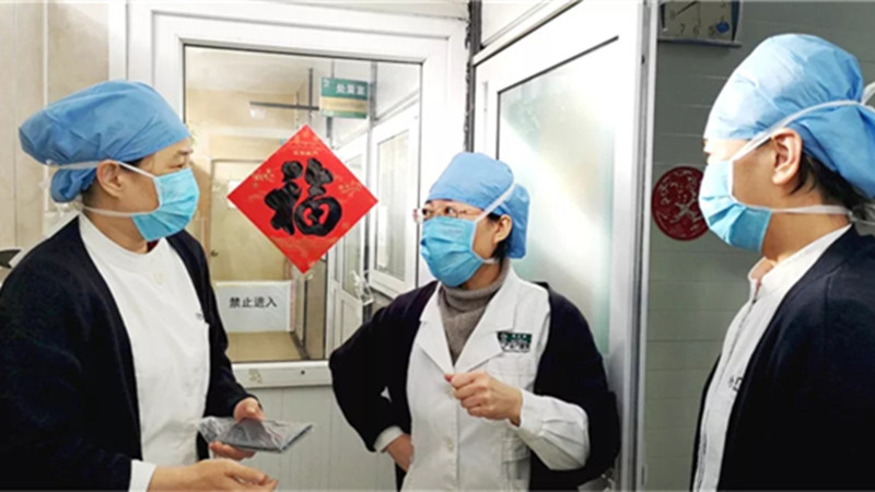 20200229向疫而行 义不容辞——记广安门医院感染疾病科副主任陈兰羽1_副本.jpg