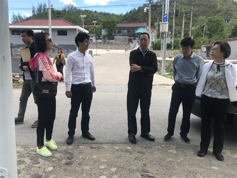 03-2019年5月 市委组织“农村人居环境”方面党员专家赴怀柔区调研.jpg