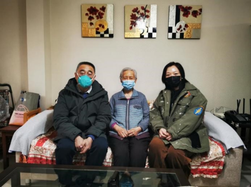 20230118前行不忘耕耘者，春节慰问送温情——致公党西城区委慰问老党员_800.jpg