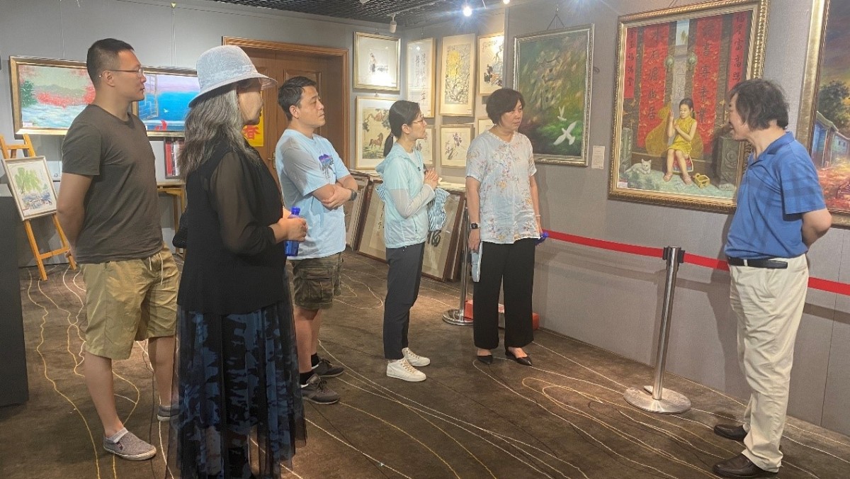 20230708致公党西城区委第八支部组织参观“京华彩韵•王继民北京风情油画展”_副本.jpg