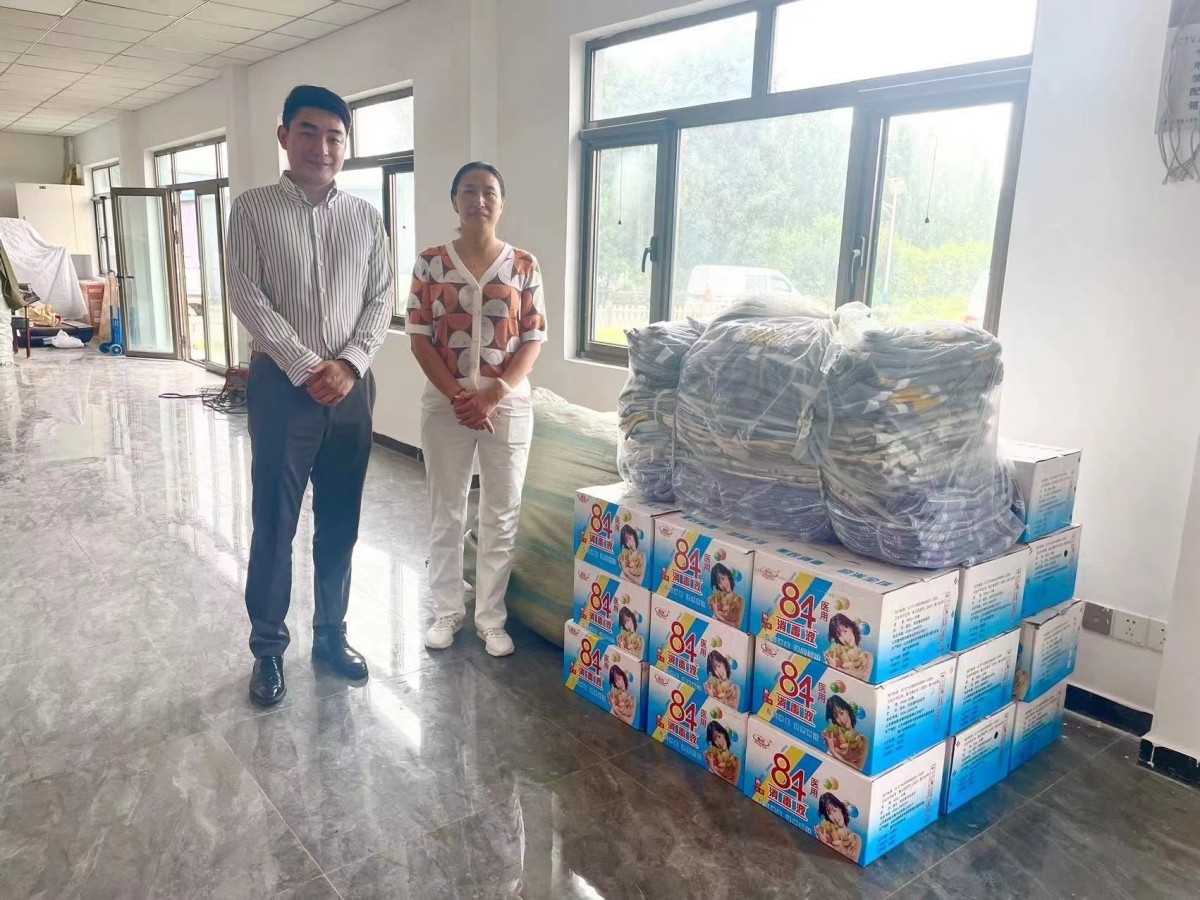 20230803刘哲：心系洪涝灾区，跨省运送物资_副本.jpg