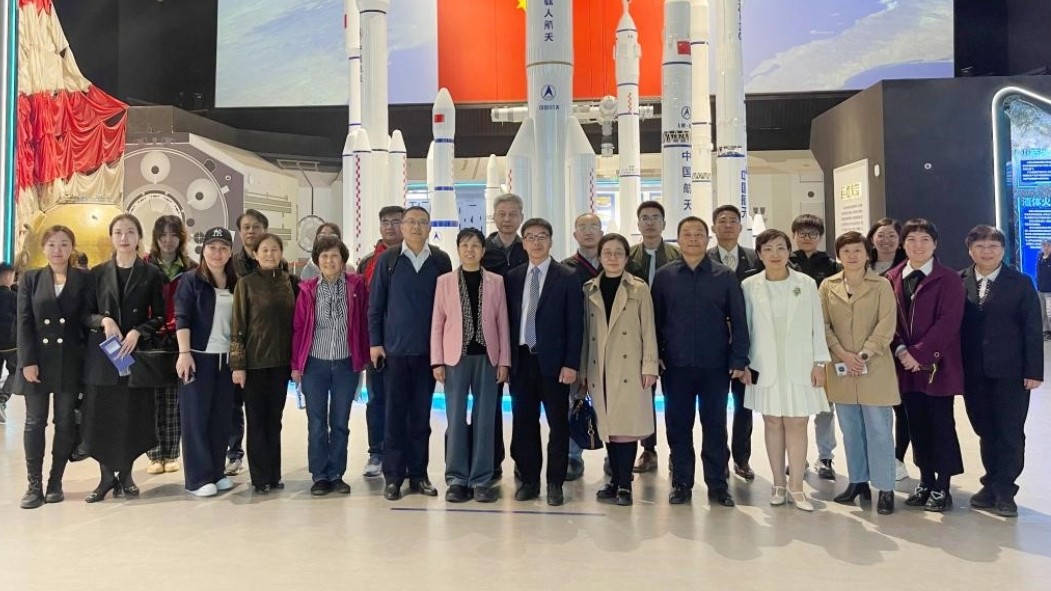 20240419弘扬航天精神 感悟赤子侨心——致公党丰台区工委与区侨联共同举办专题阅读活动3_1200.jpg