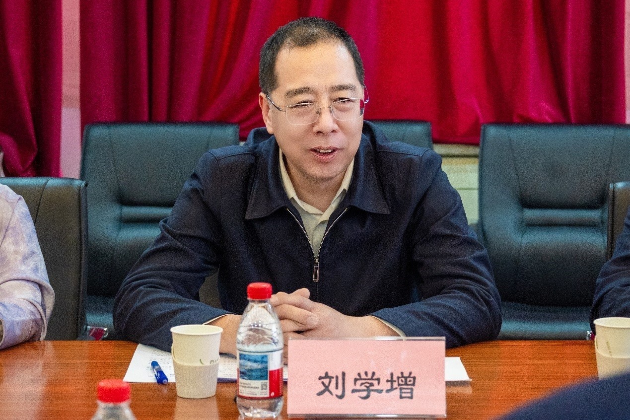 20260429刘学增出席致公党对外经济贸易大学支部成立大会1-1200.jpg